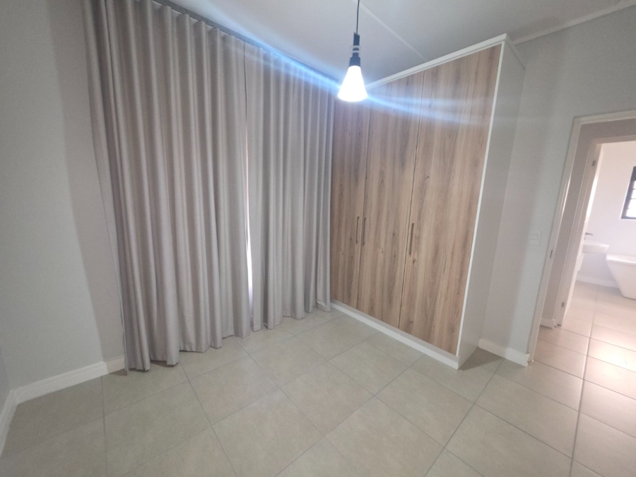 To Let 3 Bedroom Property for Rent in Sandown Western Cape